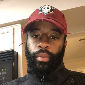 Meet your Posher, Derrick